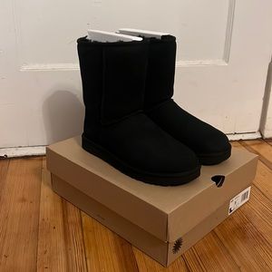 UGG Classic Short Boots